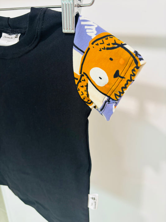 T-shirt chien coloré