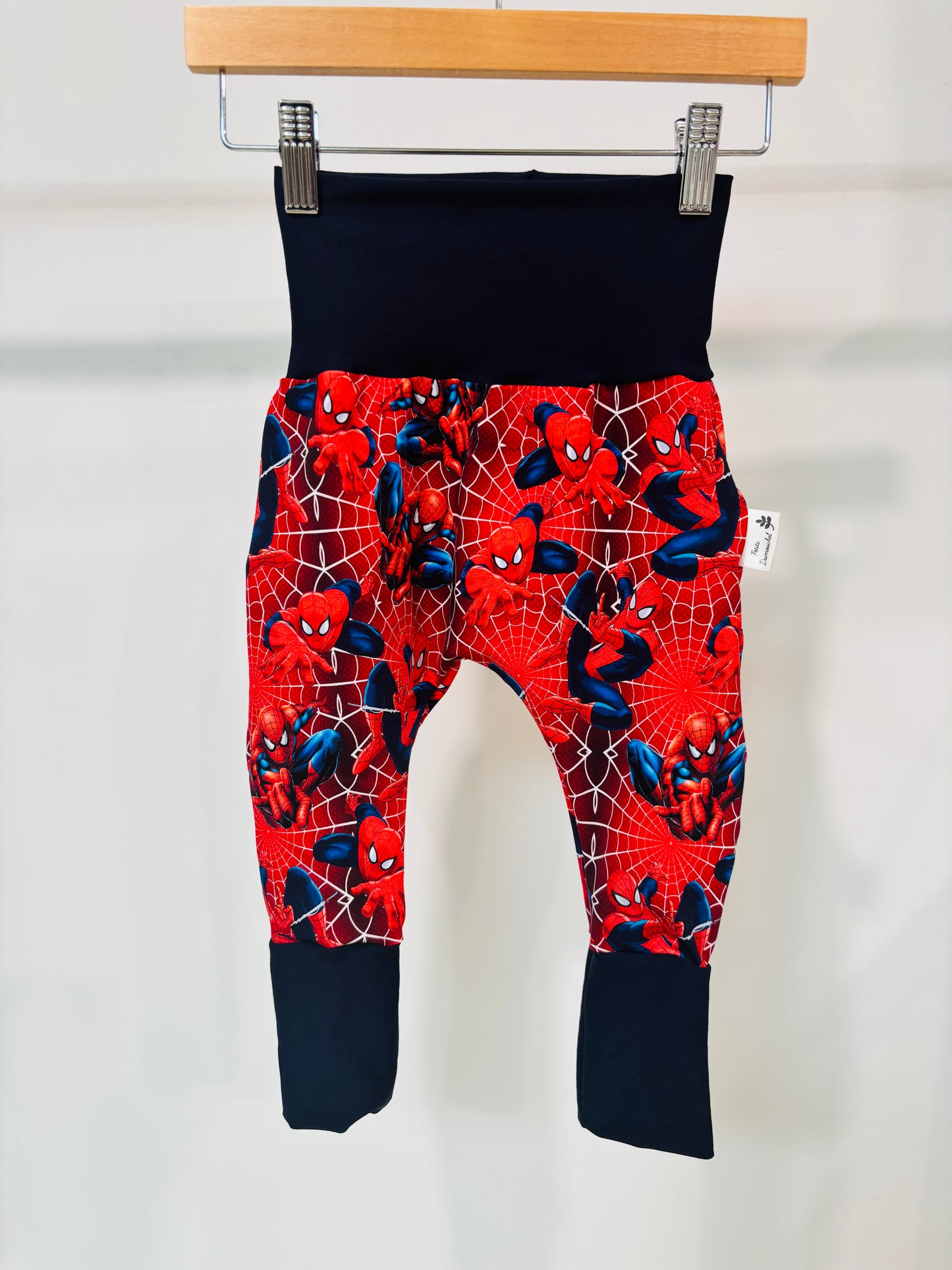 Pantalon évolutif homme araignée