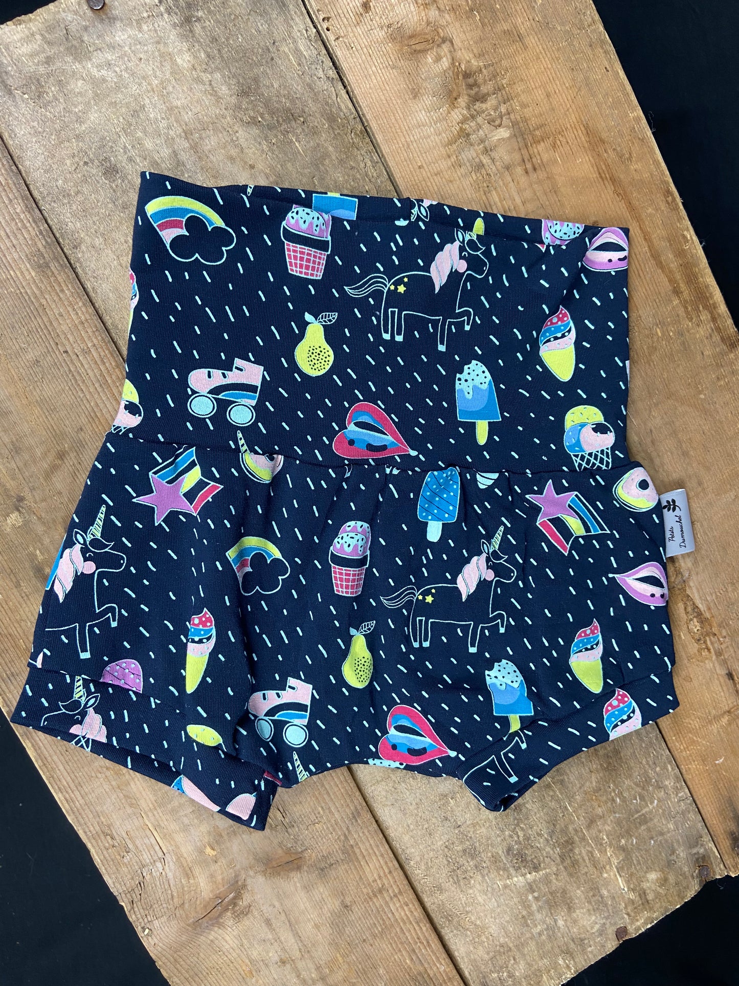 Short évolutif licorne d’été