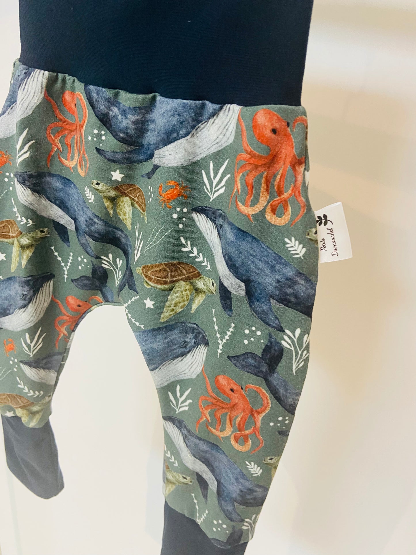 Pantalon évolutif baleine colorée